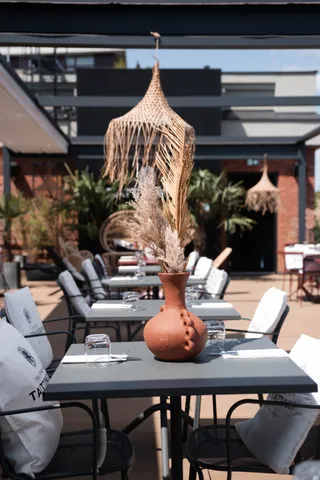 Rooftop Bar w DOCK19