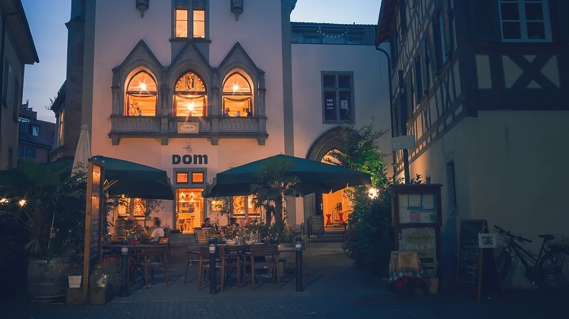DOM Konstanz | Restaurant · Café · Bar