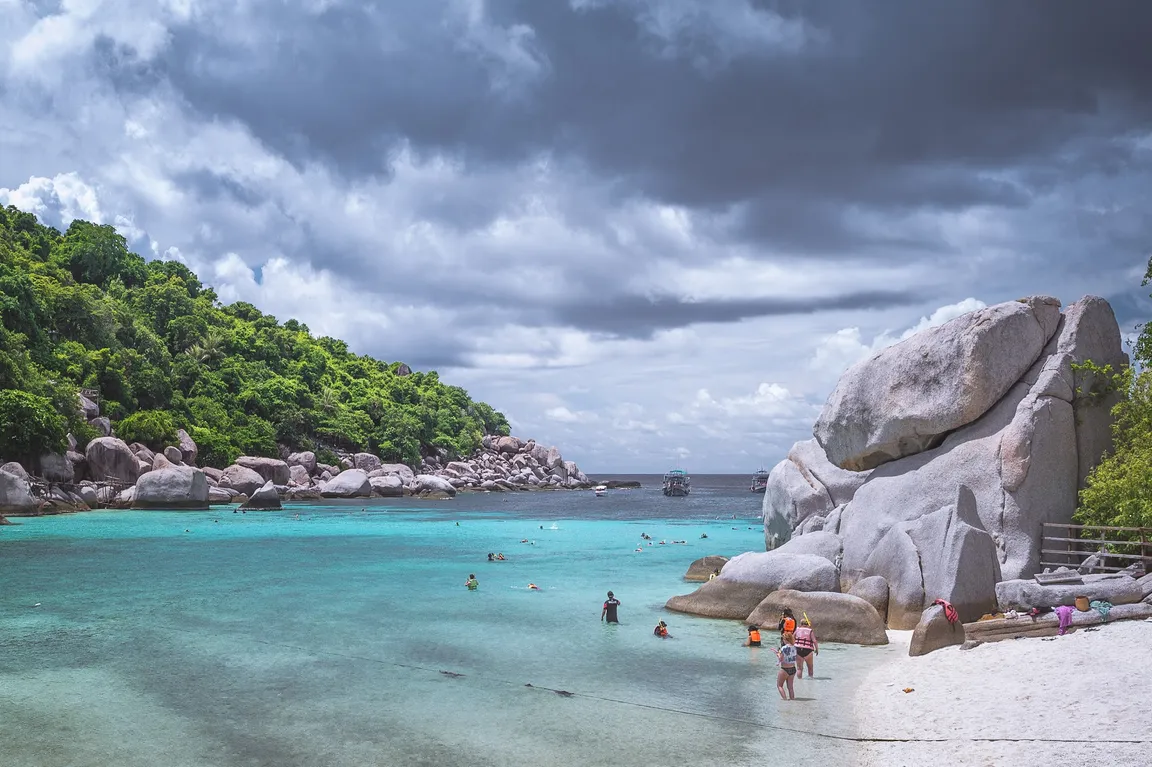 Nangyuan Island Beach