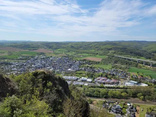 Ruine der Reichsburg Landskron