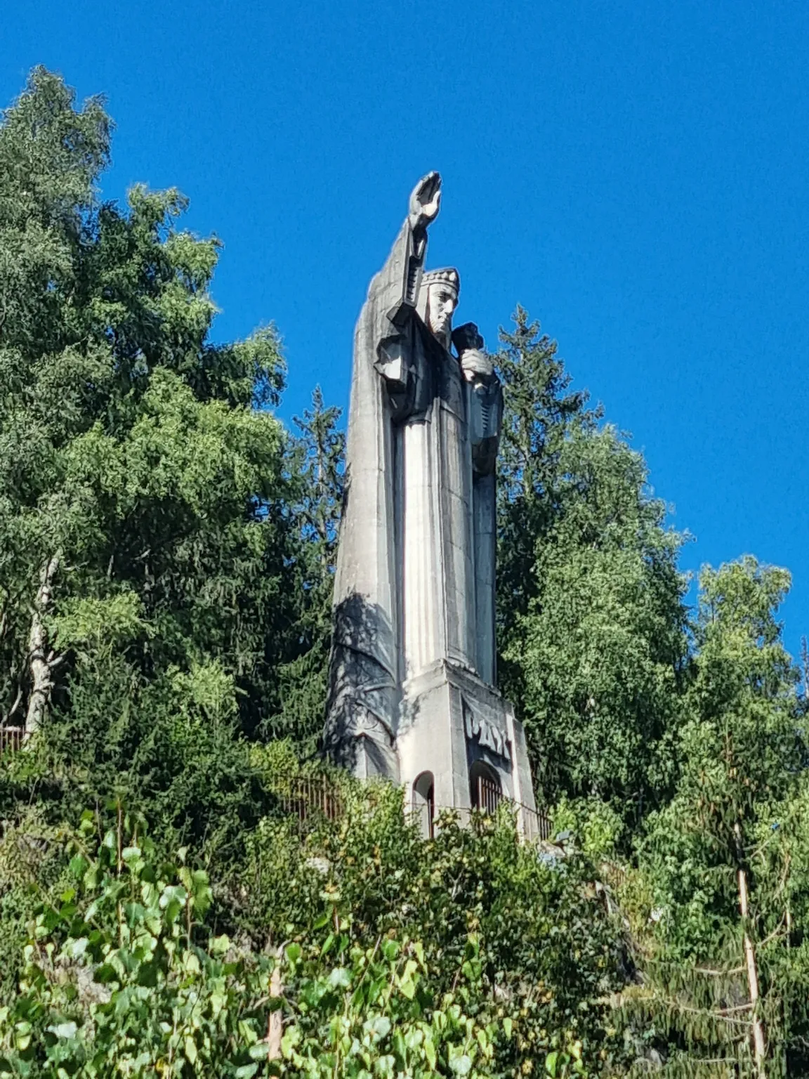 Statue of Christ the King