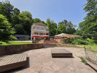 Restaurant Wolfsbrunnen mit Biergarten