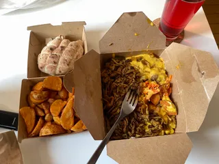 Gustav Grün Wolbecker Straße | Kebab, Schawarma, Bowls, Falafel, Salate | Chicken & Veggie